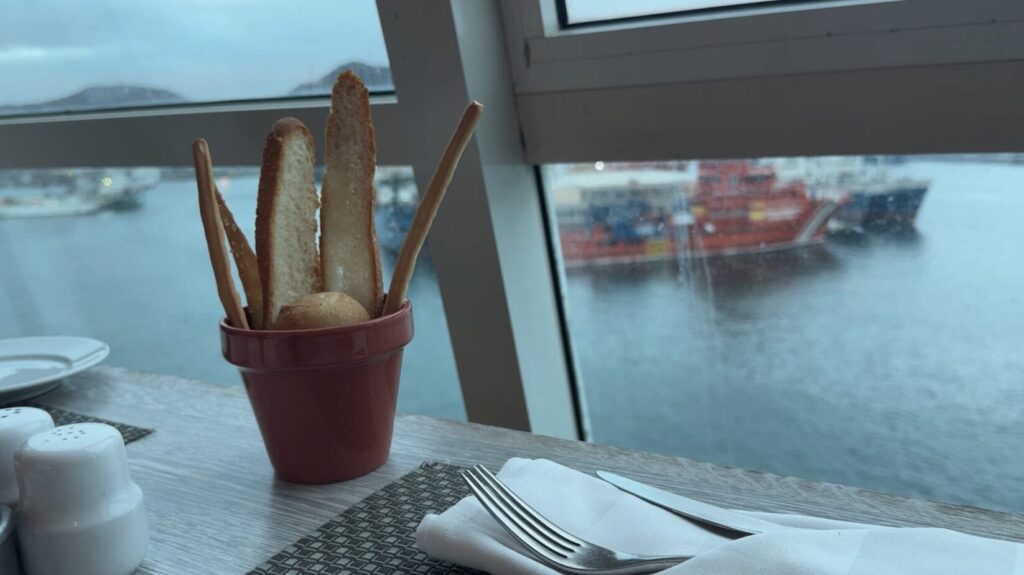 Pizza, Pasta & Bread in a Plant Pot – Why I Kept Going Back to This Restaurant (Marella Cruises)