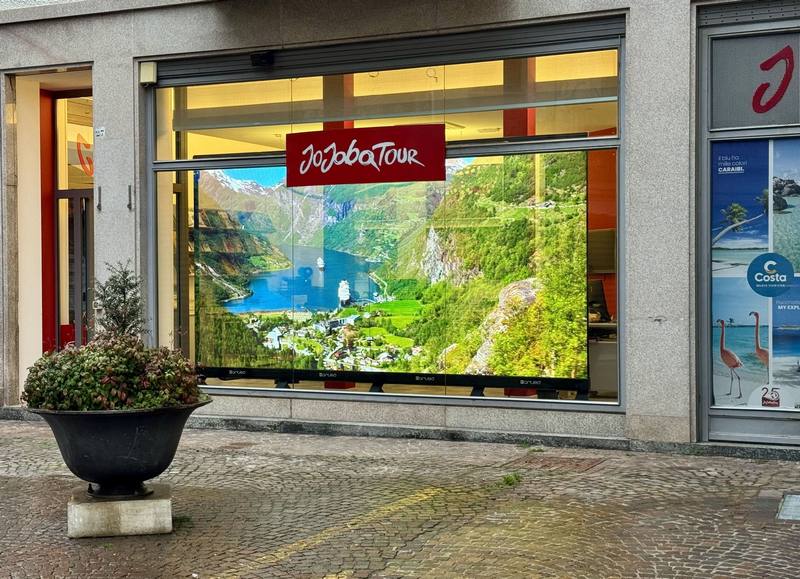 Costa Launches Immersive Window Displays Project – Cruise Industry News