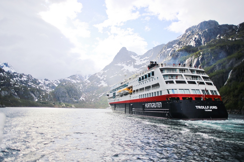 Hurtigruten Offers Savings on Suites on Select 2025 Cruises – Cruise Industry News