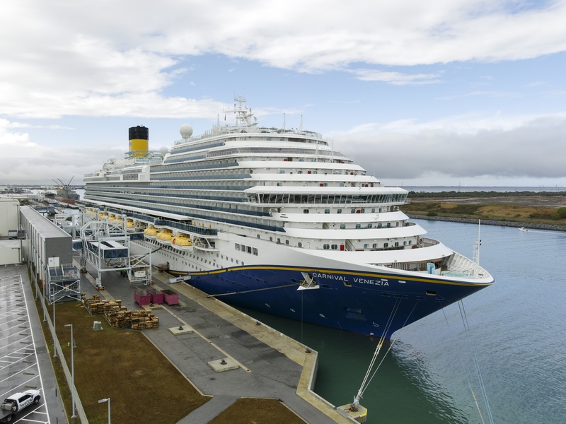 Carnival Venezia Repositioning NYC Ahead of Summer Season – Cruise Industry News