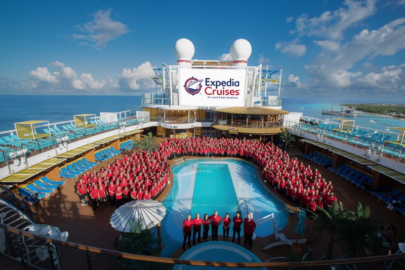 Expedia Cruises Hosts Record-Breaking Meeting at Sea – Cruise Industry News
