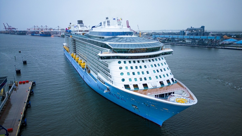 Royal Caribbean Offers Incentives for Guests to Change Bookings – Cruise Industry News
